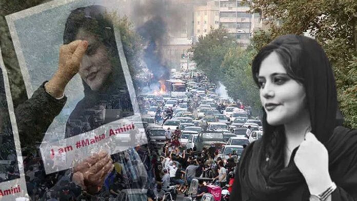 İran'da göstericiler idamla yargılanacak
