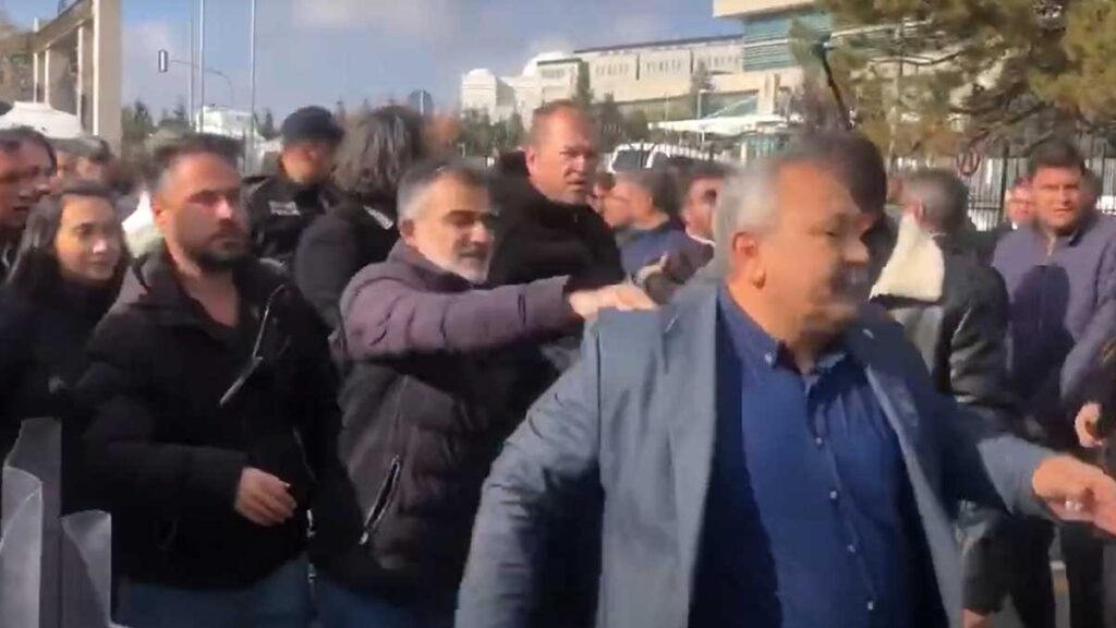 öğretmenlere polis saldırısı