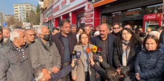DBP'ye operasyon protesto ediliyor
