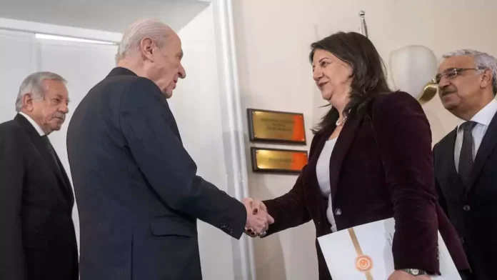 Bahçeli: “Pervin Hanımın her cümlesine imzamı atıyorum” – DEM Parti Heyeti ile kritik görüşme
