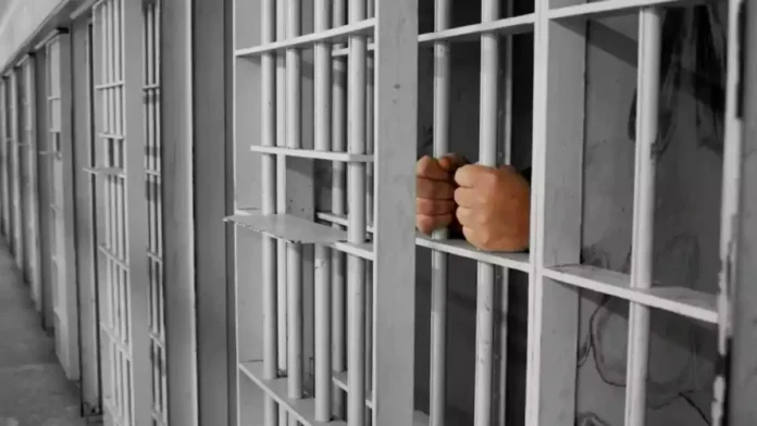 Tahliyeler başladı ama siyasi tutuklular yok