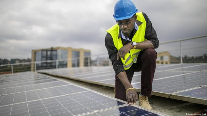 Almanya: Kalifiye göçmenleri nasıl zorluklar bekliyor?