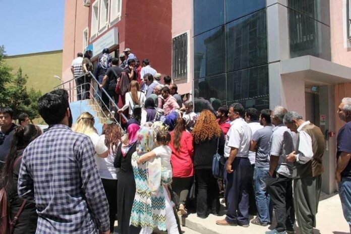 DİSK AR: 5,2 milyon kişi 'iş aramıyor ama çalışmaya hazır 