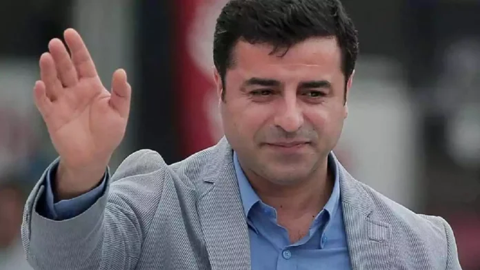 Demirtaş’a “cumhurbaşkanına hakaret” cezası