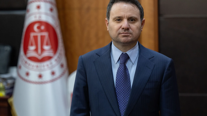 Adalet Bakanı Akın Gürlek'e 80 barodan 