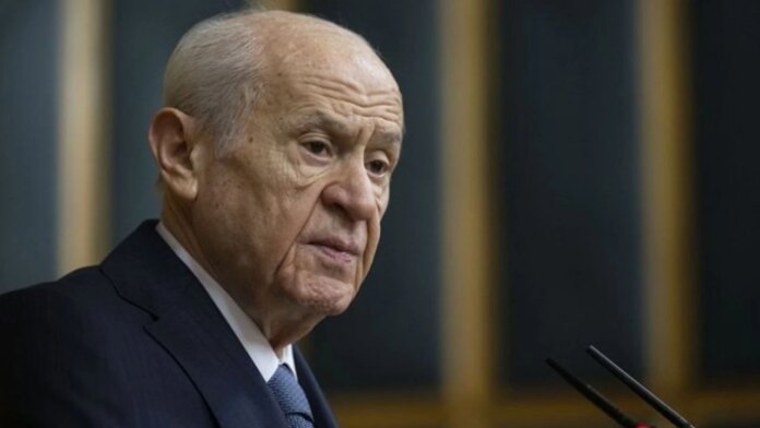 Bahçeli: Müfsit ve müflis CHP zihniyetini ayıplıyor, haddinizi bilin diyorum