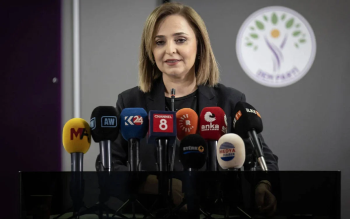 DEM Partî: Divê birêz Ocalan di şert û mercên azad de bixebite