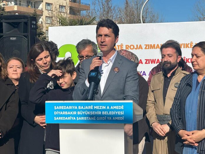 Li Amedê parka “Gulistana Zimanan” vebû: Zimanê dayîkê maf e, bêdengkirin bêedaletî ye