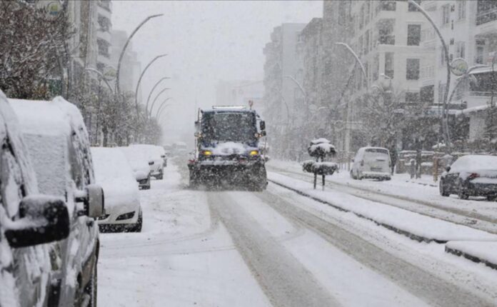 Li Wan, Agirî, Erzirom û Mûşê ji ber berfê dibistan rojekê hatin girtin