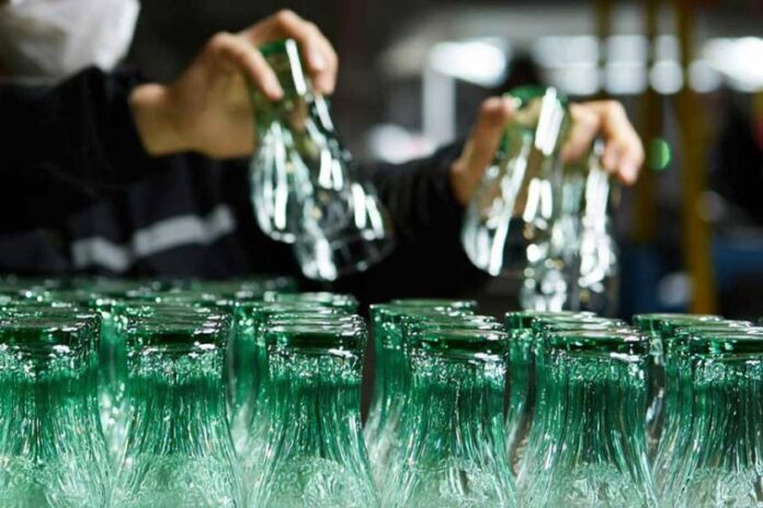 Metalde imza atıldı, gıda ve camda baskı sürüyor: ‘Yüksek zam istersen işten atılırsın’ söylemi