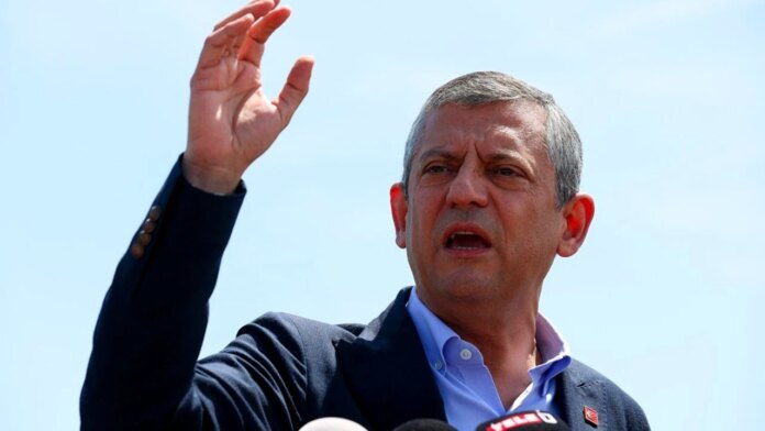 Özel'den İçişleri Bakanlığı'na çağrı: Adana, Zeydan Karalar'ın göreve dönmesini istiyor