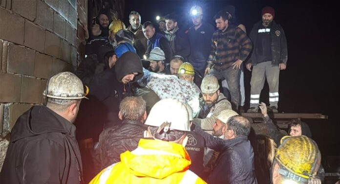 Zonguldak'ta madende göçük: İki işçinin naaşına ulaşıldı