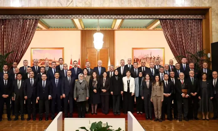 SAMER: Komisyon Raporu Kürt Kamuoyunda Güvensizlik Yarattı