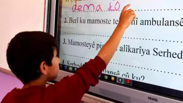 Kürtçe dersi 14 yaşında, 157 öğretmen görevde