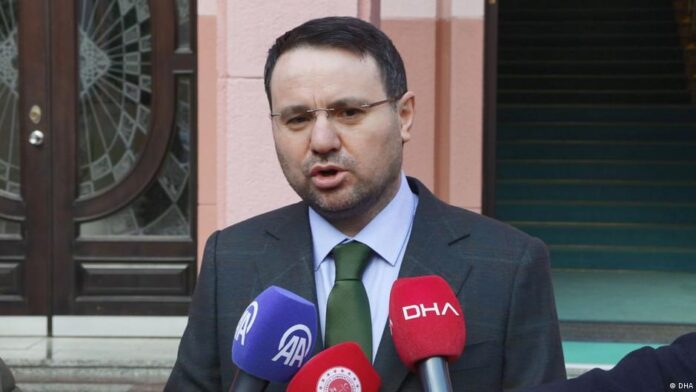 Akın Gürlek mal varlığını açıkladı | Özgür Özel'e dava açacak