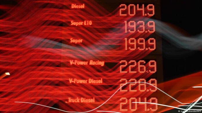 Almanya'dan petrol devlerine uyarı geldi