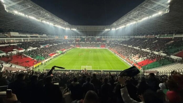 Amedsporê Manîsaspor bi 2-0 têk bir