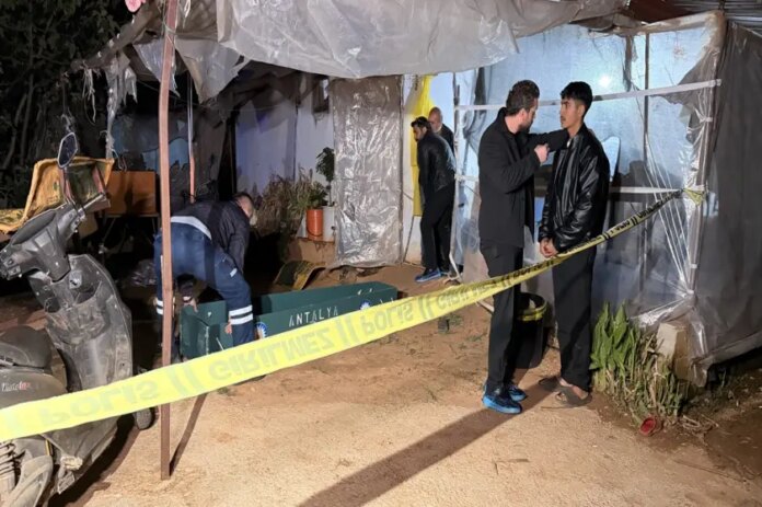 Antalya’da Suriyeli genç kadın evinde vurulmuş halde bulundu