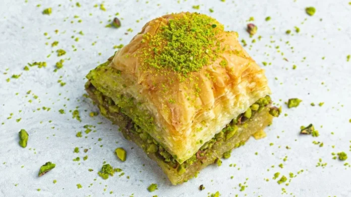 Bir dilim baklava 80 liraya çıktı