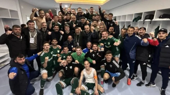 Bingölspor 30 yıl aranın ardından 2. Lig’e yükseldi