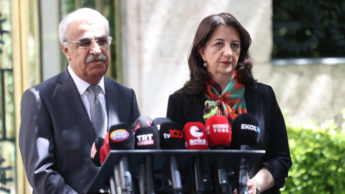 İmralı Heyeti Demirtaş ile görüştü