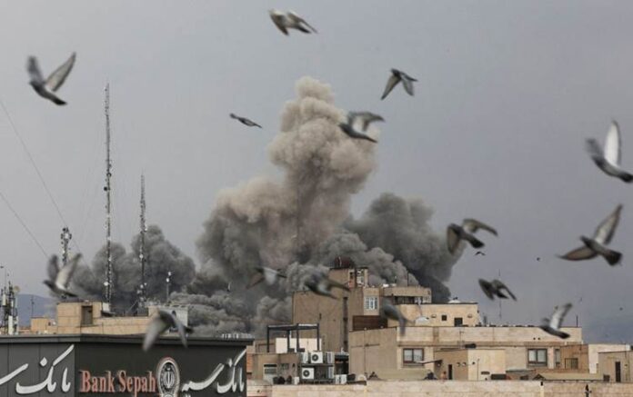 Neteweyên Yekbûyî: Dibe ku şerê Îranê 194 milyar dolar ziyanê bide welatên herêmê