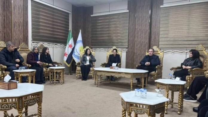 DEM Parti ve DBP heyetini Kobani'de İlham Ahmed karşıladı