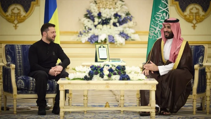 Zelenskiy açıkladı: Ukrayna üç ülkeyle anlaşmaya vardı