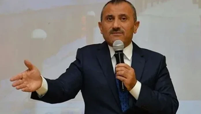 Dersimliler Eski Vali Tuncay Sonel'in Basın Toplantısı yapmasını Engelledi