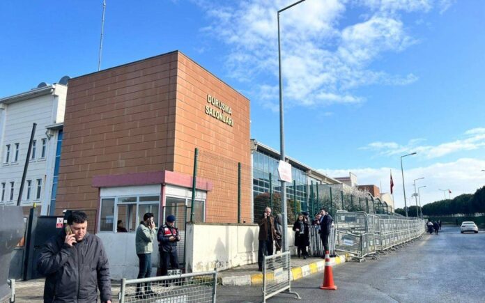 Di doza ÎBBê de 18 kes serbest bûn