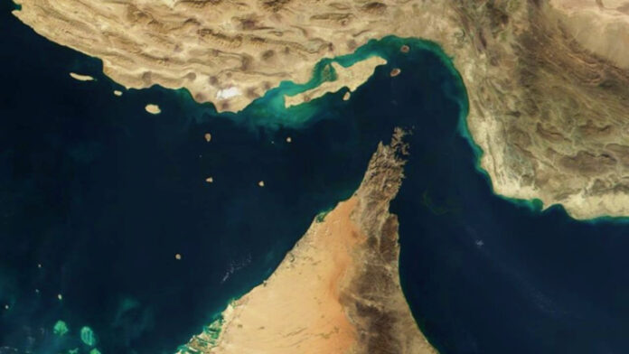 Hürmüz Boğazı’nda Trafik Tıkanıklığı: İran’dan Trump’a Sert Mesaj – ‘Boğaz Açılacak Ama Sizin İçin Değil’