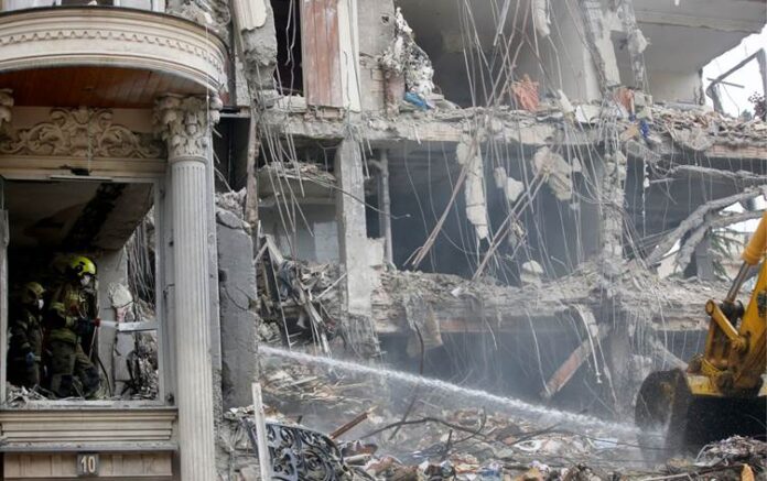 Li Tehrana paytexta Îranê teqînên bihêz çêbûn