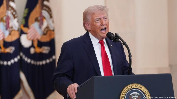 Trump'tan İran'a son çağrı: Boğazı açın