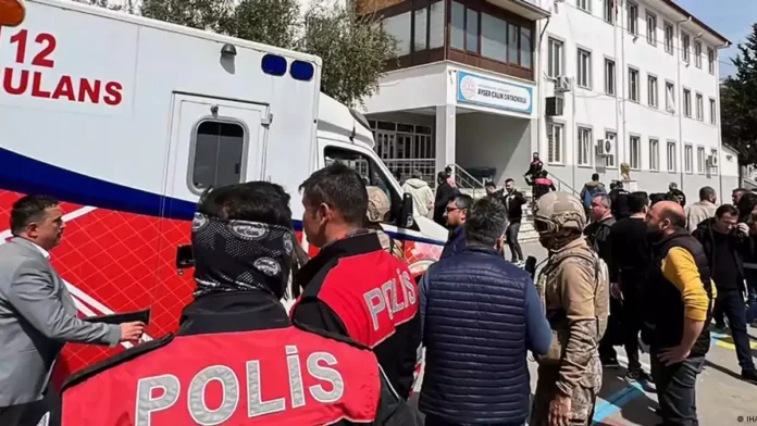 Maraş ve Urfa’daki okul saldırıları: 10 can kaybı, Meclis’te araştırma komisyonu kuruluyor