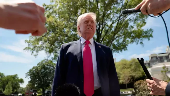 Trump'tan 2 Önemli Açıklama: İsrail-Lübnan Ateşkesi ve İran'ın Nükleer Tozu