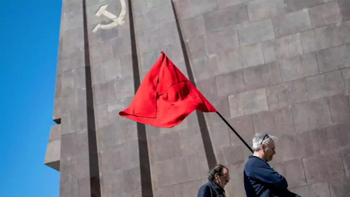 Bir daha asla savaş, bir daha asla faşizm